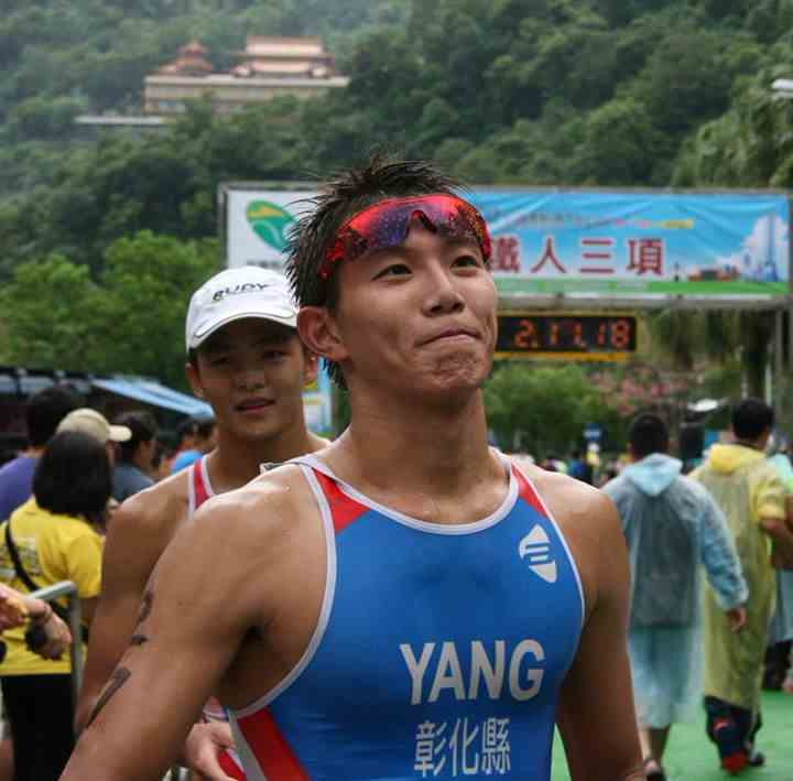 从田径跑步到温暖融化人心的阳光铁人男孩──杨志祥
