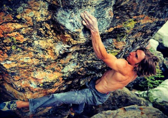 平凡的攀岩怪手岩石界的“老虎(Tiger)”：Daniel Woods