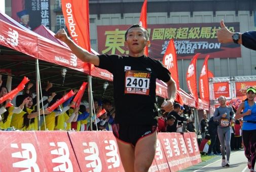 超级马拉松人物日本跑者精英原良和